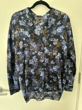VINCE Blue Plumeria Print Silk Blouse XS